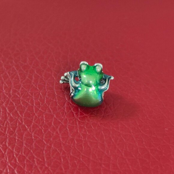 Pandora Climbing Frog Charm S925 Silver with box - Picture 9 of 11